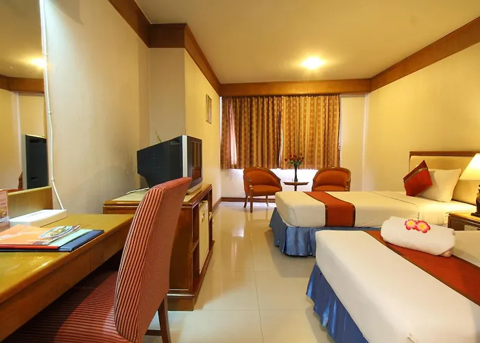 Silom Avenue Inn