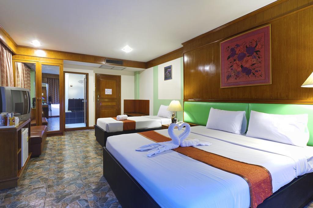 מלון Silom Avenue 3*